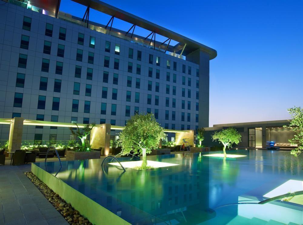آلوفت أبوظبي 4*